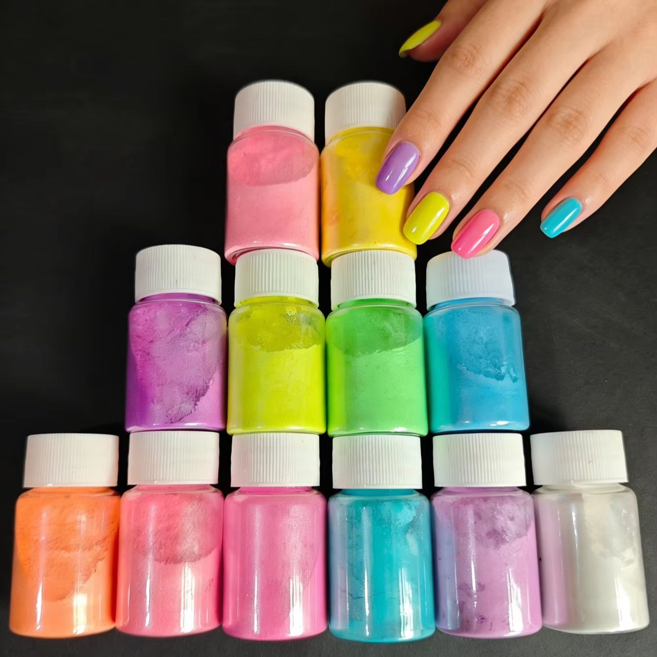 12 لونًا من مسحوق الميكا اللؤل - مراجعة Resin Glitter Pack وسعره